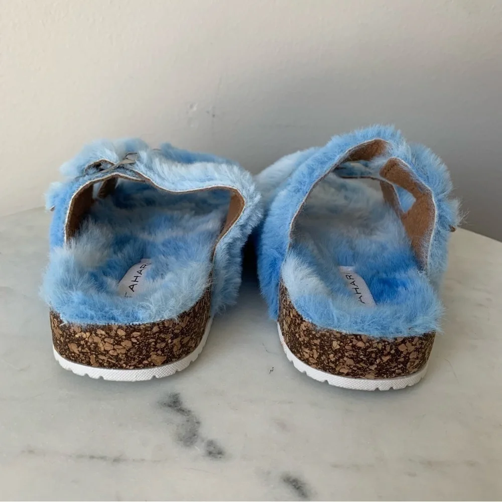 Tahari Fuzzy Blue Sandals Girls 11